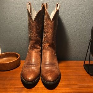 Ariat Heritage Western Style Cowboy Boots